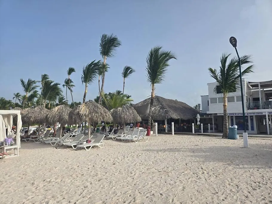 Apartament Moderno, Luminoso, Piscina, Playa Cerca Punta Cana Dominikana