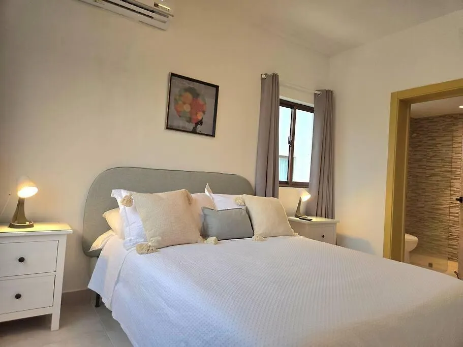 Moderno, Luminoso, Piscina, Playa Cerca Apartment Punta Cana
